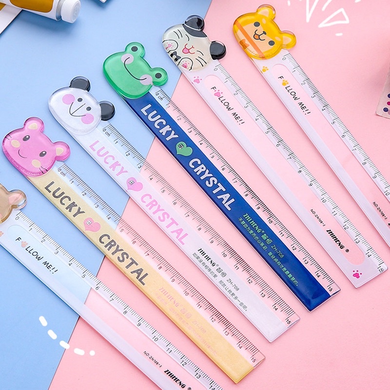 1 cái thước kẻ 15cm xinh xắn