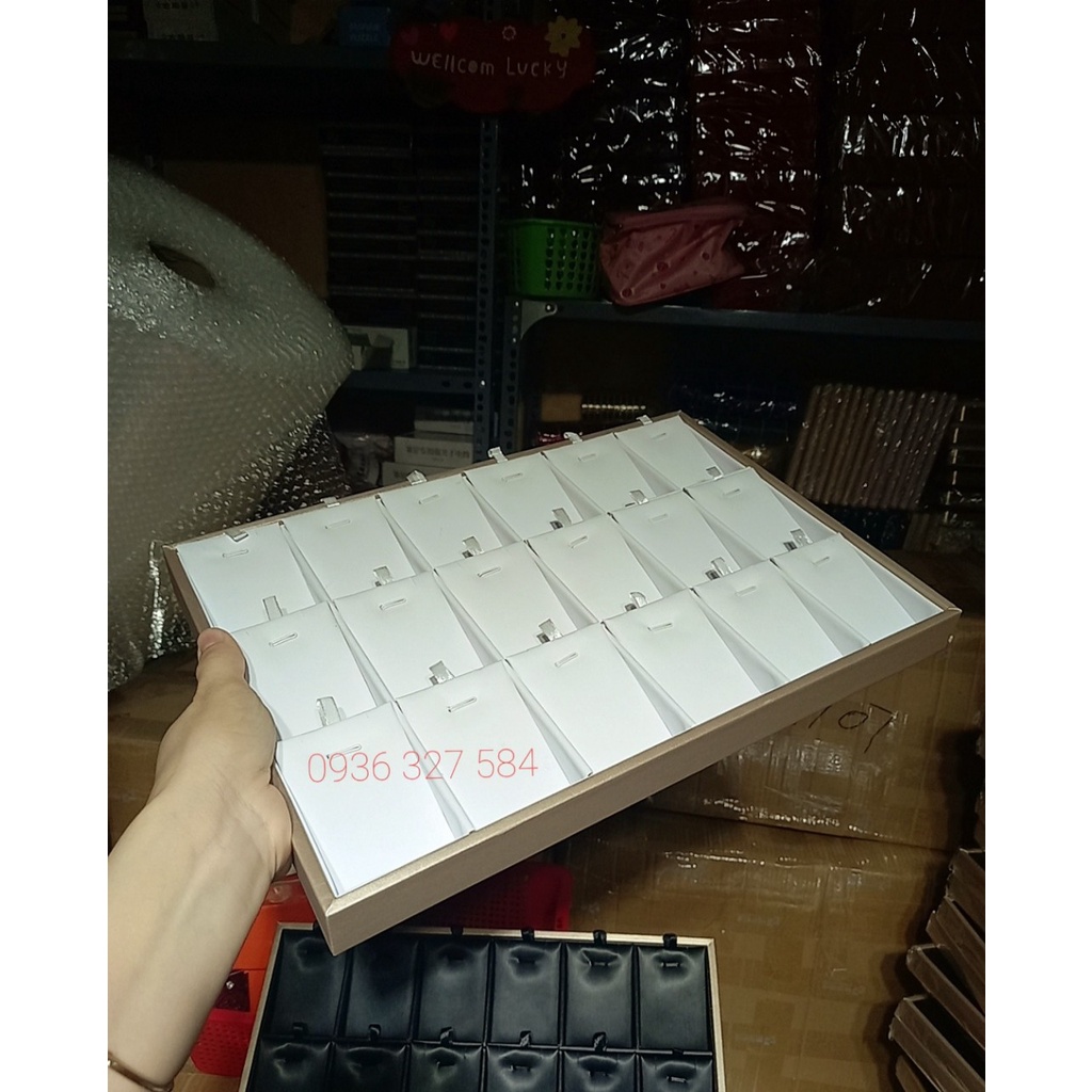 Khay Đựng Mặt Dây Chuyền Trang Sức Chất Liệu Da PU Cao Cấp