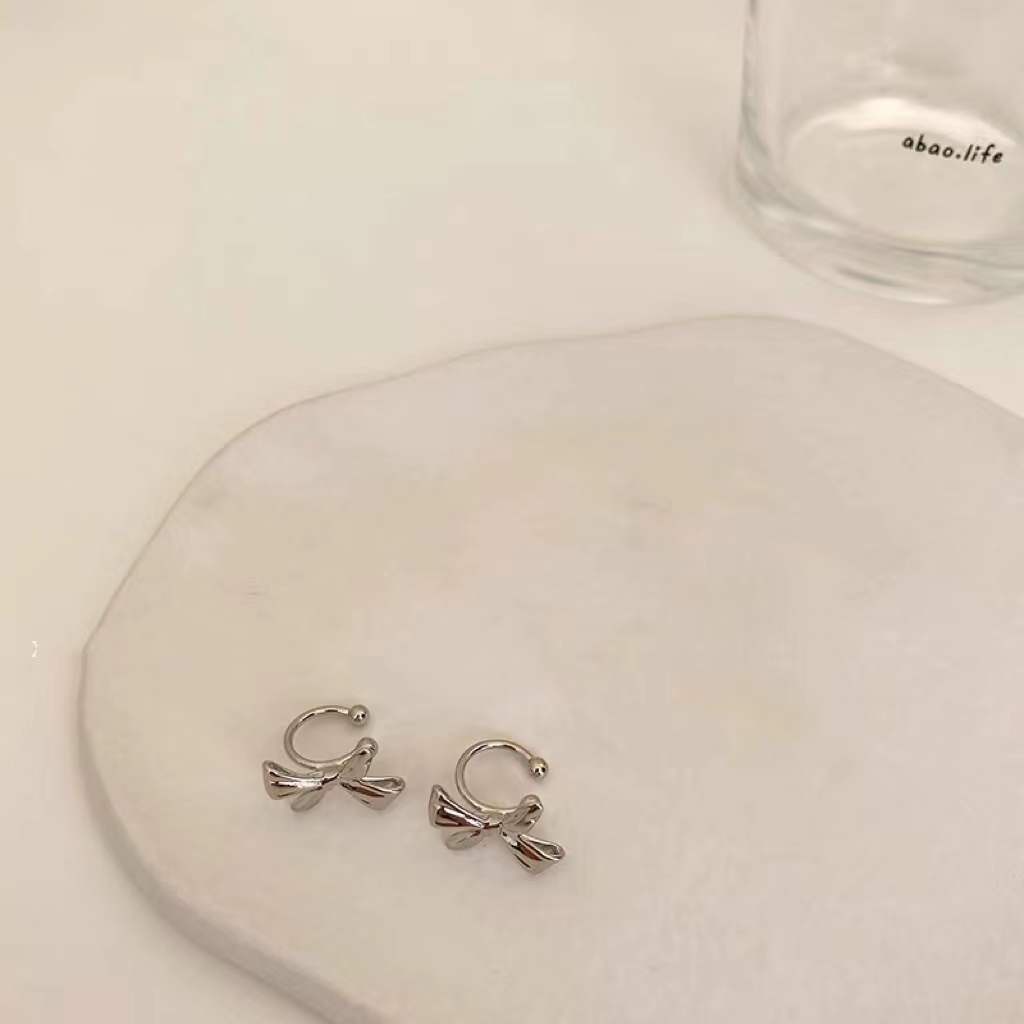 Khuyên Kẹp Vành Tai Hình Nơ Bằng Kim Loại Thời Trang Sang Trọng Cho Nữ