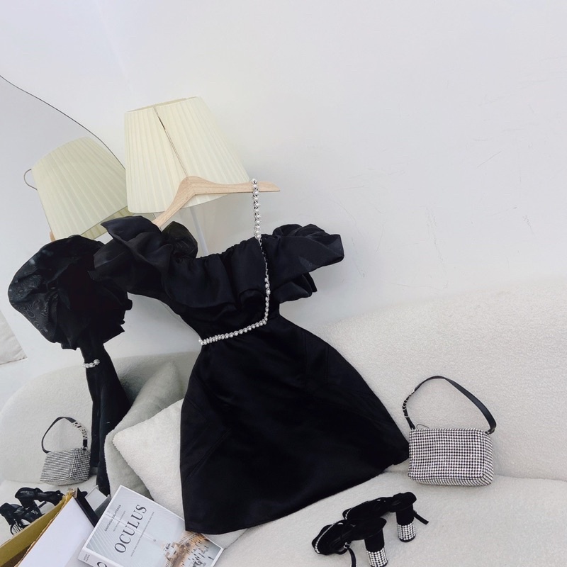 ĐẦM LỆCH VAI PHỒNG BÈO VIỀN DÂY NGỌC