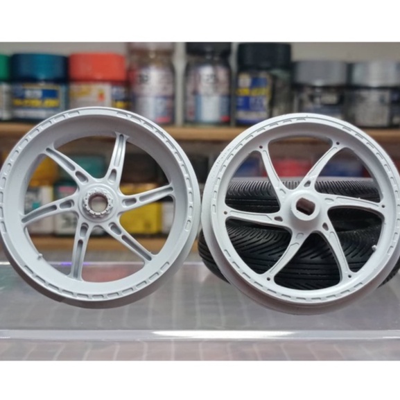 Mô hình mâm O.Z racing tỉ lệ 1/12 cho xe mô tô Ducati, Yamaha, Honda , Aprilla... ( gắp đơn , một gắp )