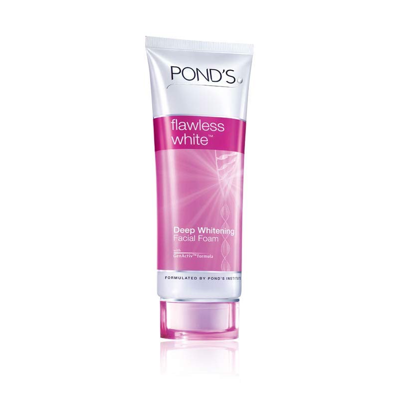 SỮA RỬA MẶT DƯỠNG TRẮNG CAO CẤP PONDS FLAWLESS WHITE