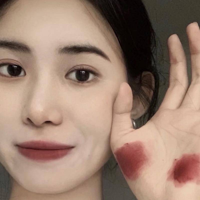 Nút Ấn XPRESS® Son Môi Dưỡng Ẩm Mềm Mịn Lâu Trôi Chống Thấm Nước