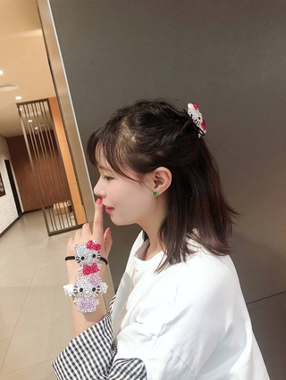 Menman Hàn Quốc Ins Pearl Hair Circle Cartoon Full Diamond Ba chiều KT Cat Head Rope High Head Head Flower Da Tóc