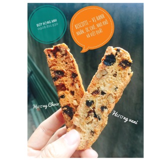 Bánh Biscotti hạnh nhân hạt dẻ cười hoa quả khô