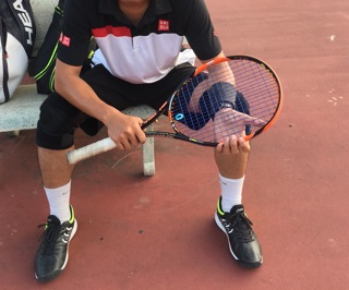 Áo tennis uniqlo