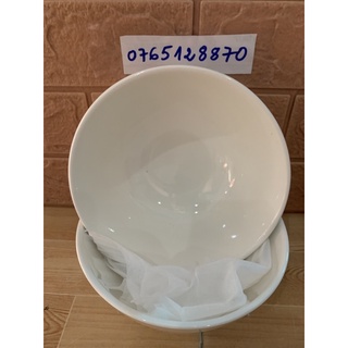 1 cái Tô sứ trắng 18 cm