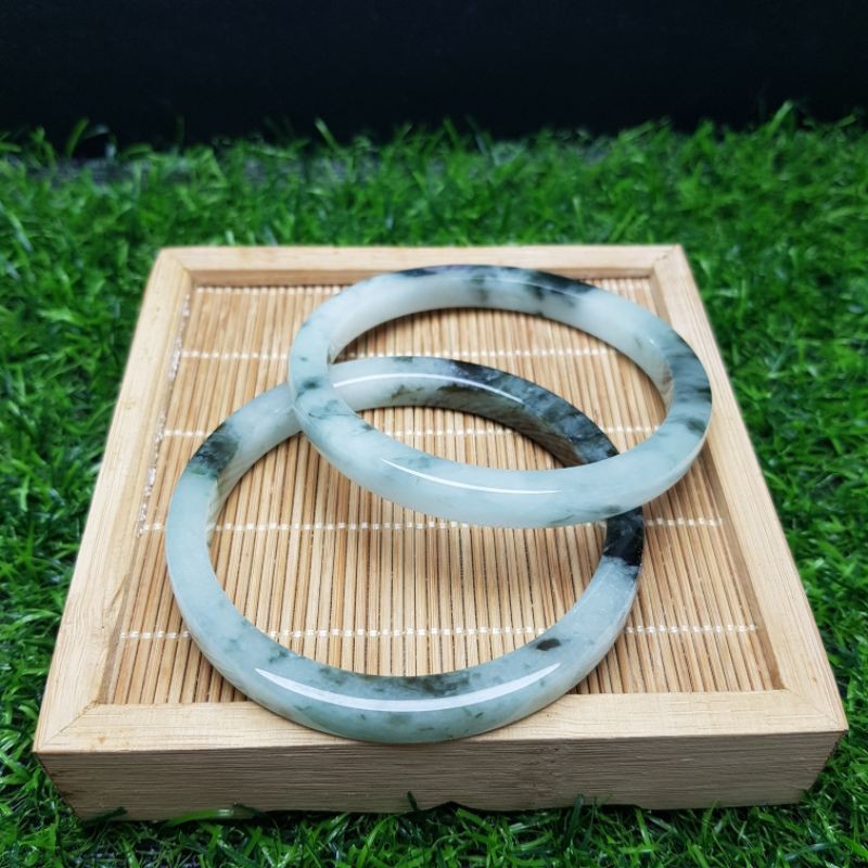 Vòng Tay Bản Vuông Ngọc Phỉ. Thủy Myanma