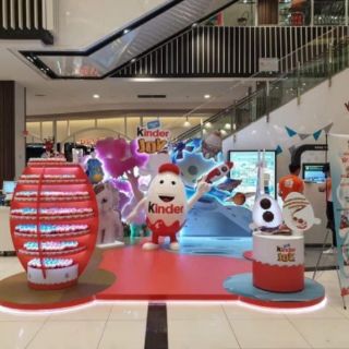 Trứng  Kinder Joy nam/ nữ có đồ chơi