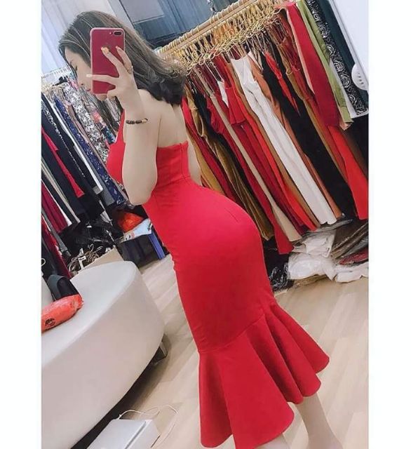 Đầm body đuôi tôm