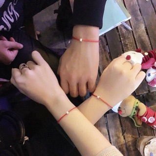 Vòng chỉ đỏ may mắn bi bạc