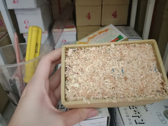 Phấn may đồng tiền