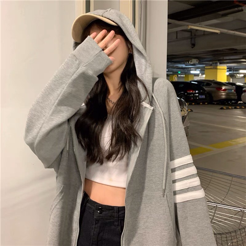 Áo Khoác Nỉ Nữ 3 Sọc Cánh Tay Meestore- Hoodie dáng rộng thể thao in 3 vạch Thom Brown Siêu Hot | WebRaoVat - webraovat.net.vn