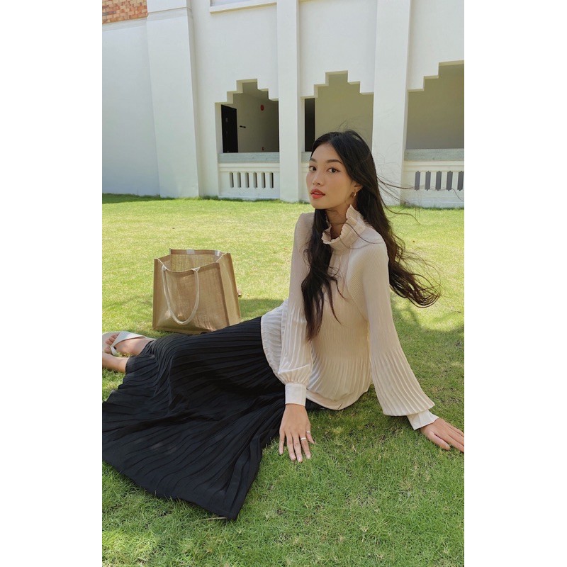 Pleated Skirt (Chân váy xếp li dài) | BigBuy360 - bigbuy360.vn