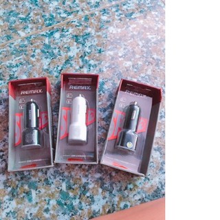 Cốc sạc xe hơi Remax 2 cổng USB