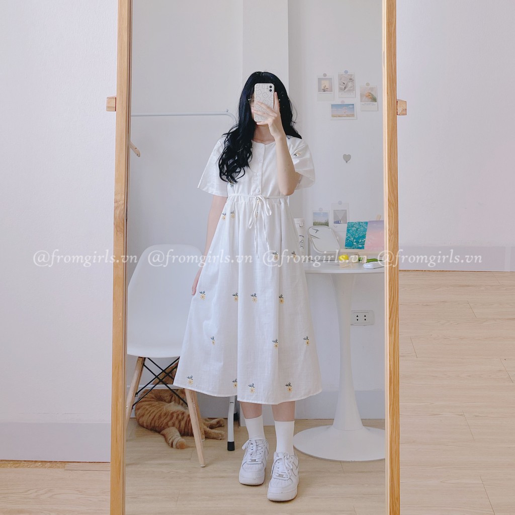 Váy trắng hoa nhí, đầm trắng ulzzang cài cúc ngực (video ảnh thật) - V51 | WebRaoVat - webraovat.net.vn