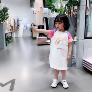 Áo váy cầu vồng