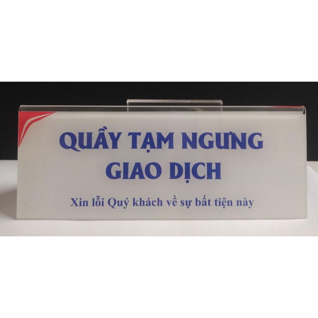 Biển tên biển chức danh mica để bàn hiển thị 2 mặt in nội dung trực tiếp lên mica theo yêu cầu