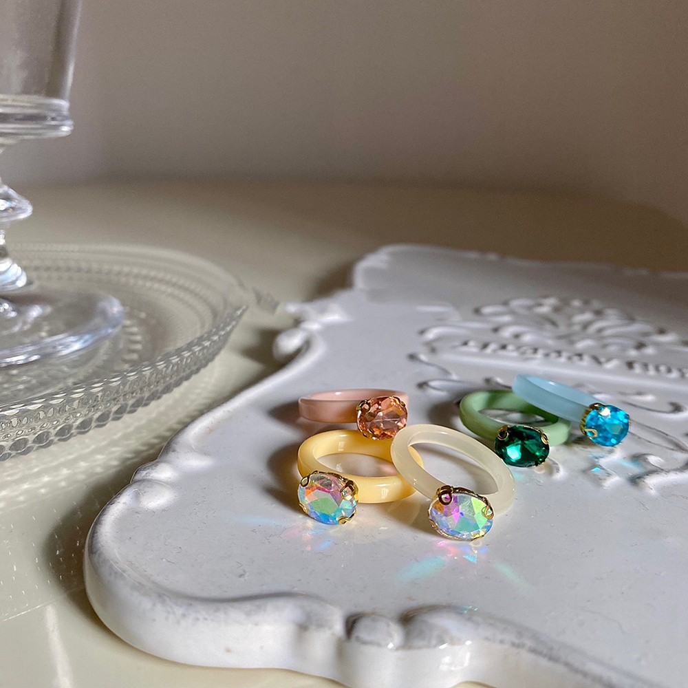 Nhẫn Đính Đá Resin Nhiều Màu Phong Cách Cổ Điển Sáng Tạo Cho Nữ