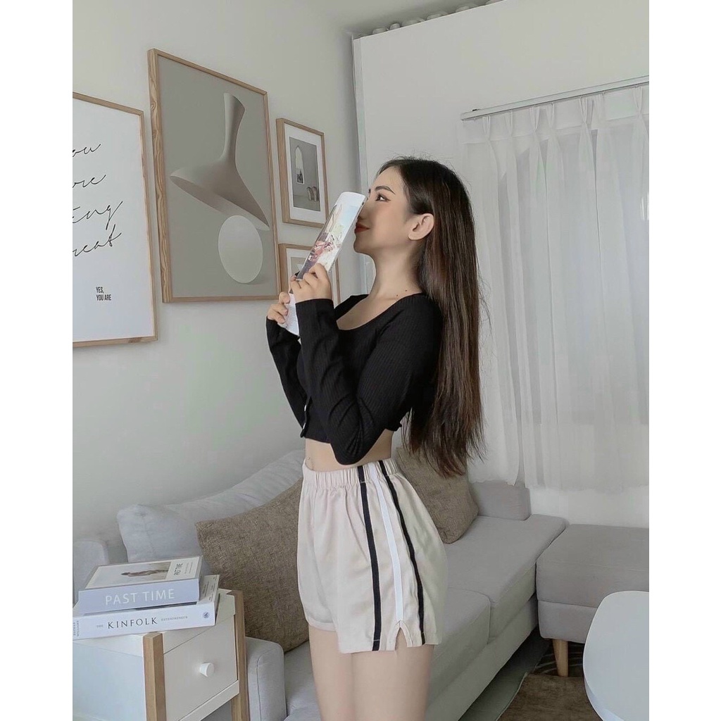 Áo kiểu croptop tay dài khoét eo phối hàng nút cực xinh , chất thun bozip mềm mịn ( ảnh thật )