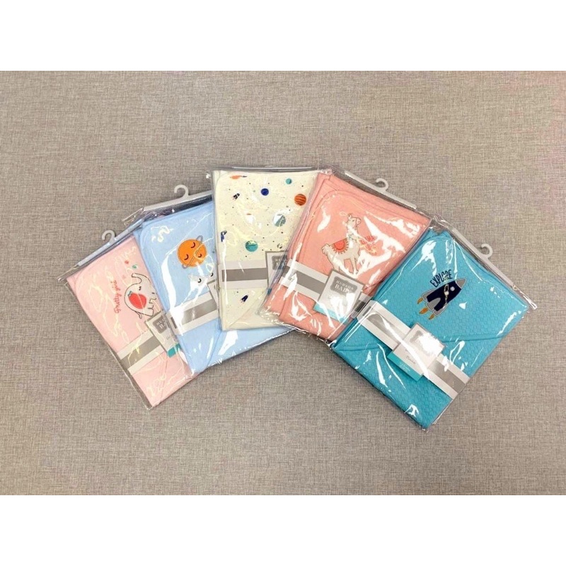 Ủ sơ sinh của Huson baby mềm mịn, thấm mút mồ hôi