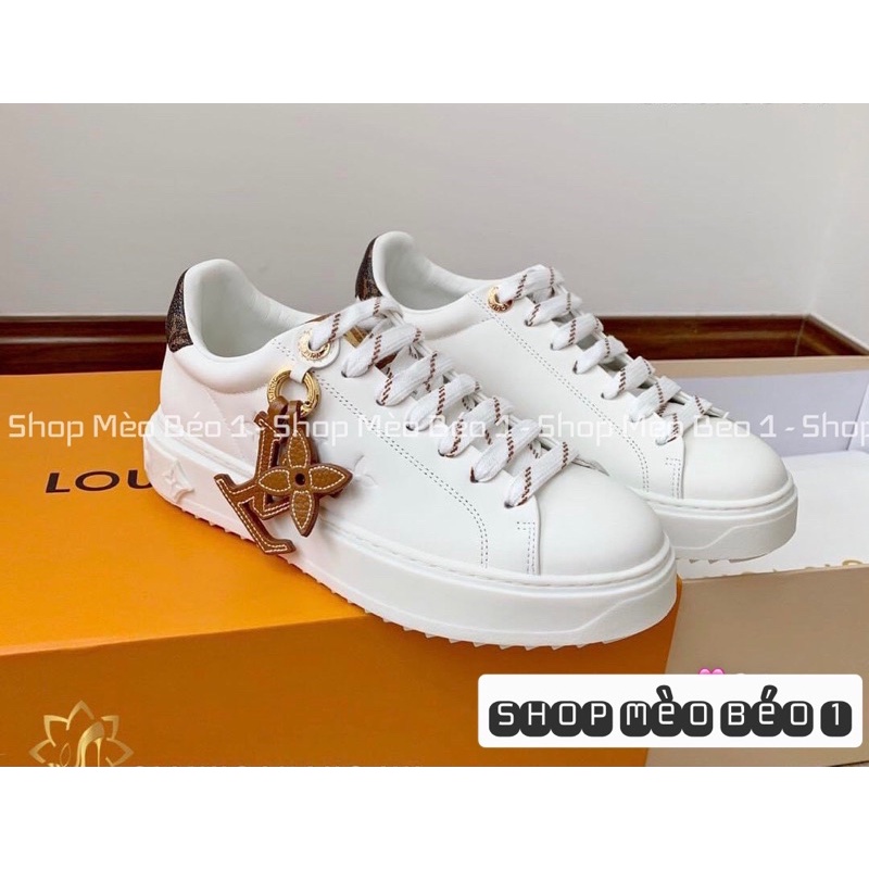 Giày thể thao spsl trắng móc khoá stick vân chìm gót nâu fullbox