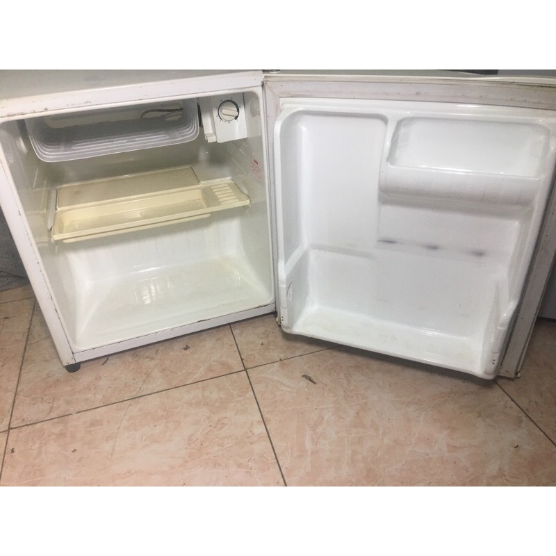 tủ lạnh mini 50l(làm đá nhanh) tk điện có bảo hành