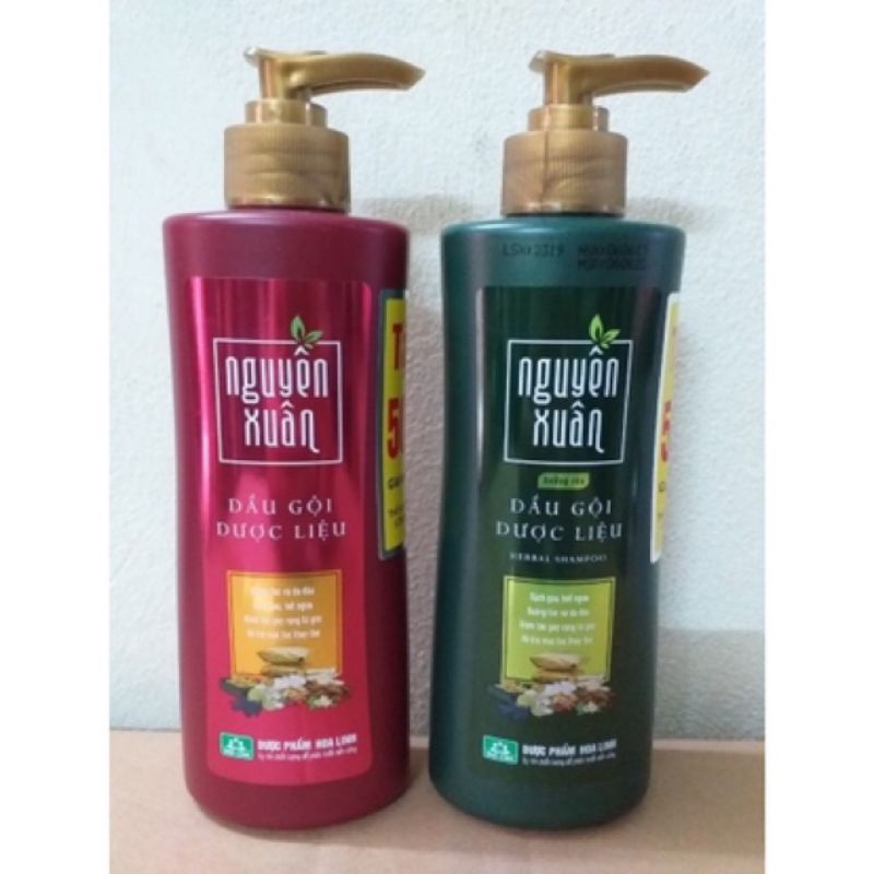 Dầu gội thảo dược Nguyên Xuân.