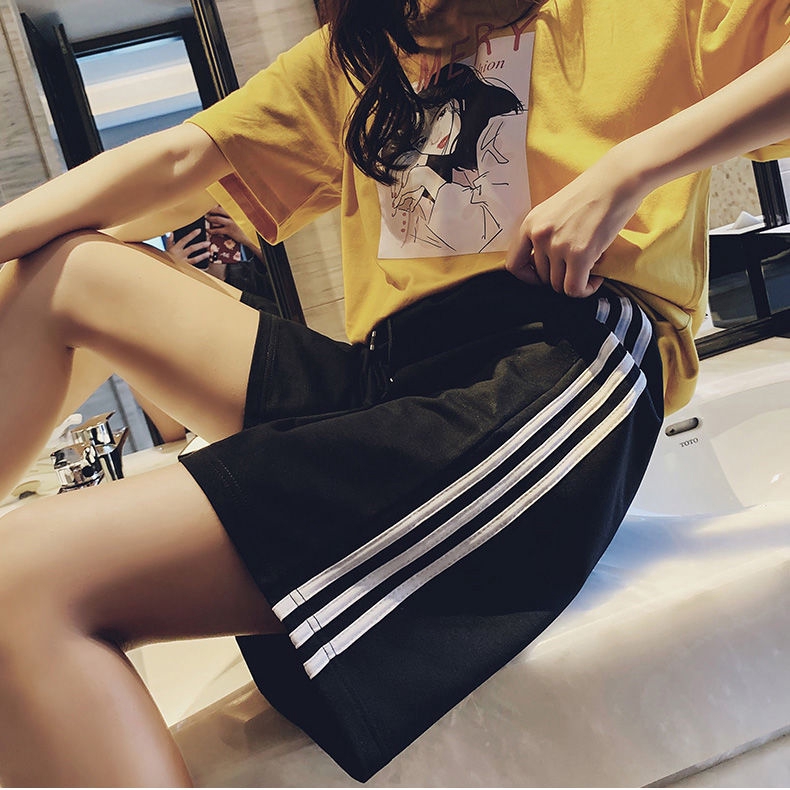 Ready Women with Neck Short Pants Fashion Casual Sports Wide Sports Shorts Large Joggers Five Points Casual Pants