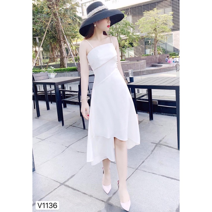 Váy trắng 2 dây đính ngọc sang chảnh (ảnh sàn do shop chụp)