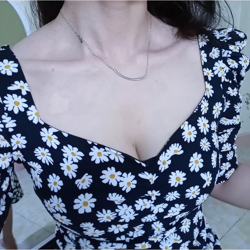 [Mã SKAMSALEP6 giảm 10% tối đa 100K đơn 150K] ( Ảnh thật ) V0901 váy hoa cúc cổ nhún | BigBuy360 - bigbuy360.vn