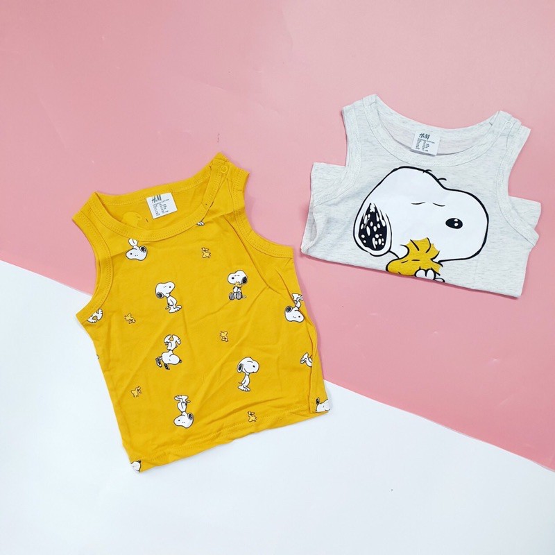 Set 2 Áo HM Hoạ Tiết Snoopy Cho Bé Từ 1 Đến 6 Tuổi