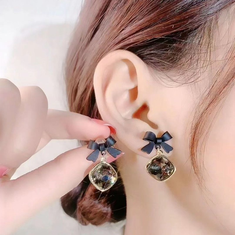 Bông Tai Hình Nơ Đỏ Thời Trang Sang Trọng Phong Cách Hàn Quốc 2022