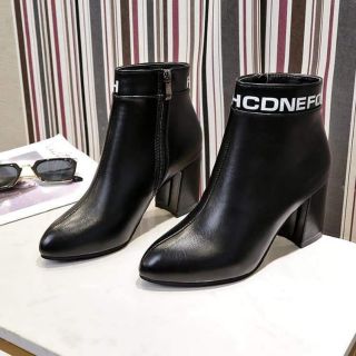 Boot da chữ gót trụ 7p