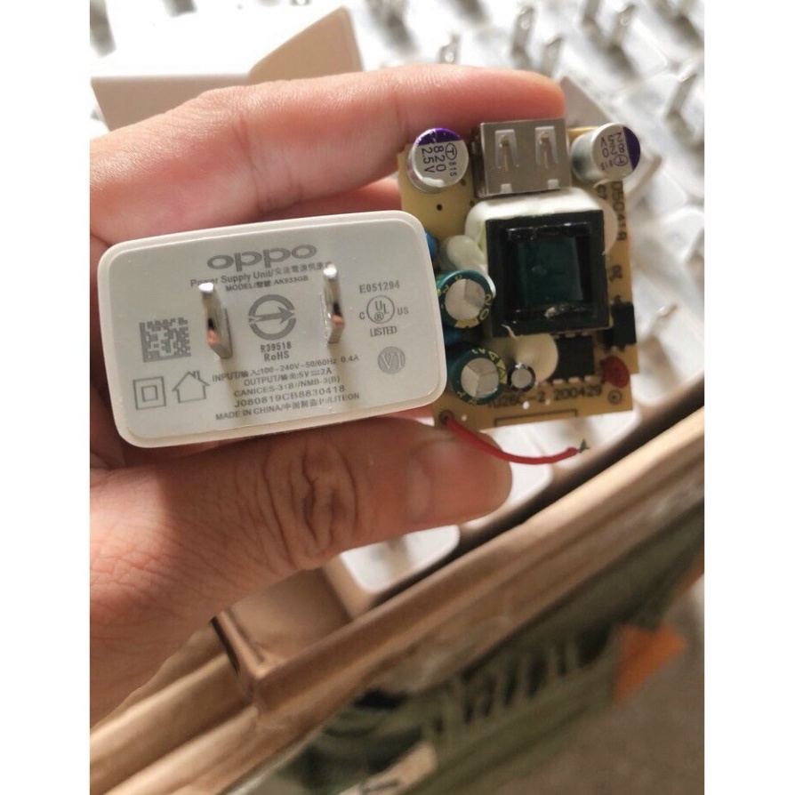 {Sale sốc} CỦ SẠC OPPO 933 2A (F9) ZIN MÁY, SẠC NHANH