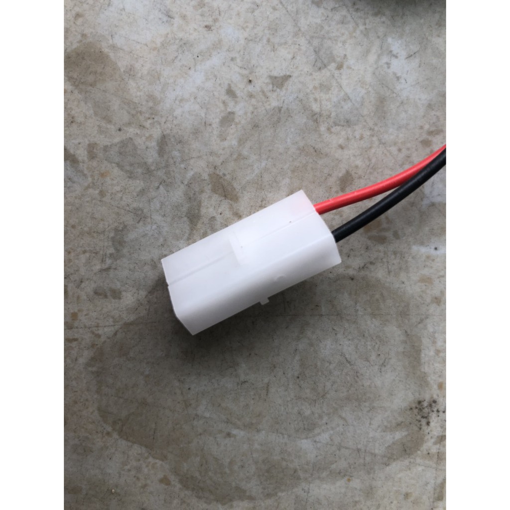 Pin sạc ô tô tàu thủy AA 8.4V 1800mah dung lượng cao chân ket2p