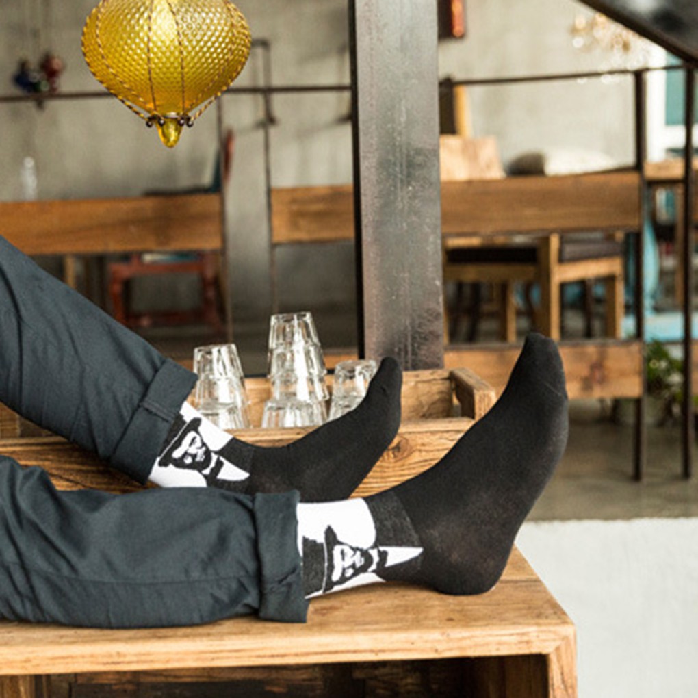 Tất cotton nam cổ cao hình người đàn ông độc đáo