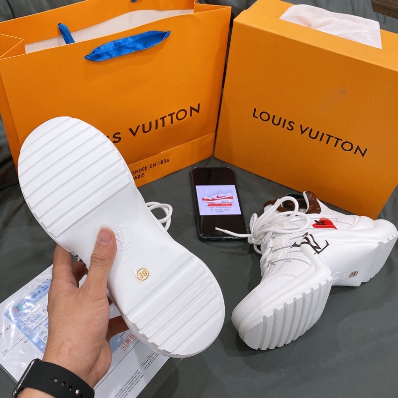 GIÀY L.V TRẮNG NÂU ,TRÁI DÂU CAO CẤP 1:1 [ FULL BOX + FREE SHIP ] | BigBuy360 - bigbuy360.vn
