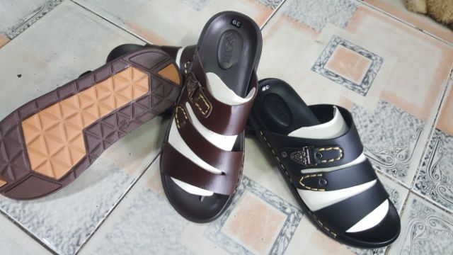 Dép nam 3 quai ngang chéo