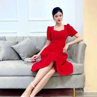 Váy , Đầm Nữ Bigsize Cổ Vuông 2 Bên Phối Ngoc Trai Chất Liệu Thun Co Gian Dành Cho Người Mập 50.90kg