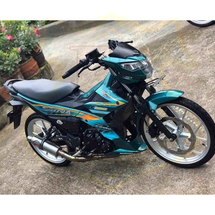 ( Quí khách vui lòng mang ra tiệm cho thợ dán ) Tem satria fi đen v4