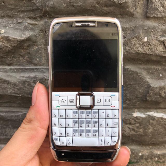 Điện Thoại NOKIA E71 Chính Hãng Bảo Hành 12 Tháng Có iMEI Zin