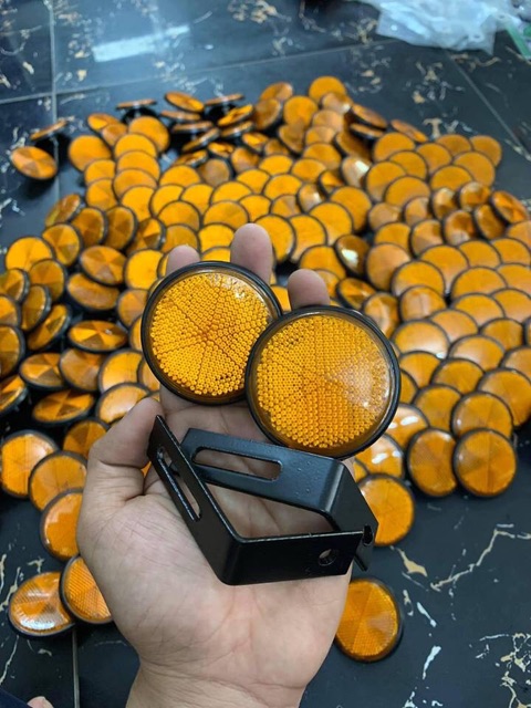 Mắt mèo phản quang