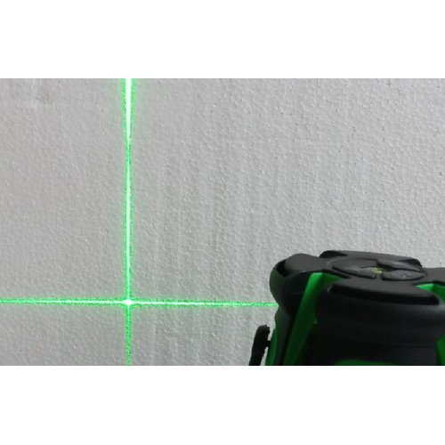 máy bắn cốt laser 5 tia xanh ứng dụng đóng trần thạch cao, cửa nhôm kính: Lắp cửa sổ, cửa chính, khung cửa, vách ngăn