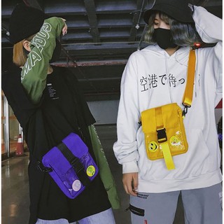 (Ảnh thật) Túi đeo chéo ulzzang khoá to túi trong chất lừ tặng kèm huy hiệu