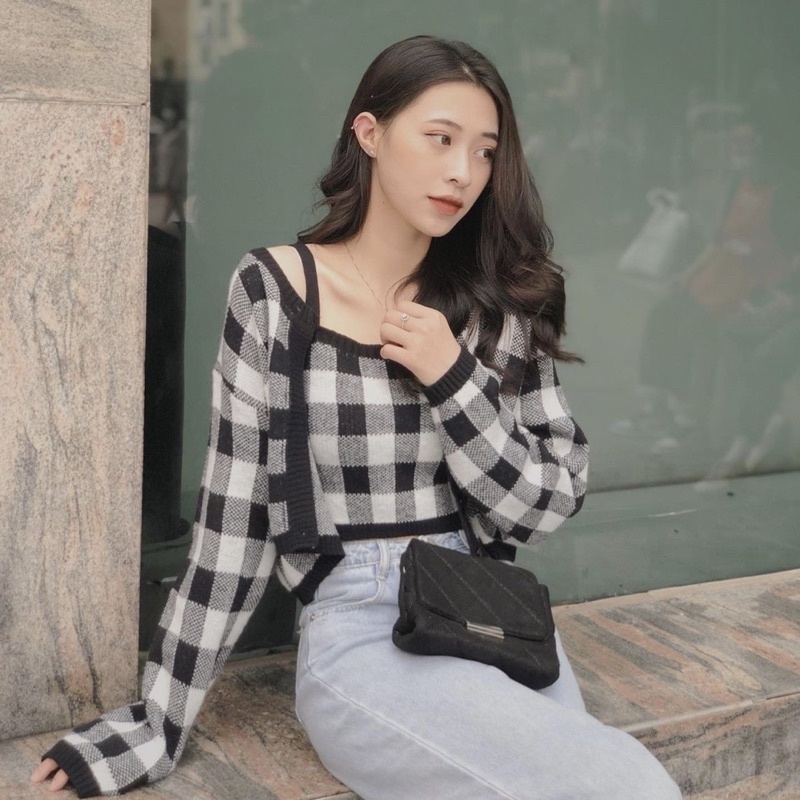 Set áo 2 dây kèm cadigan hoạ tiết kẻ caro siêu hot | BigBuy360 - bigbuy360.vn