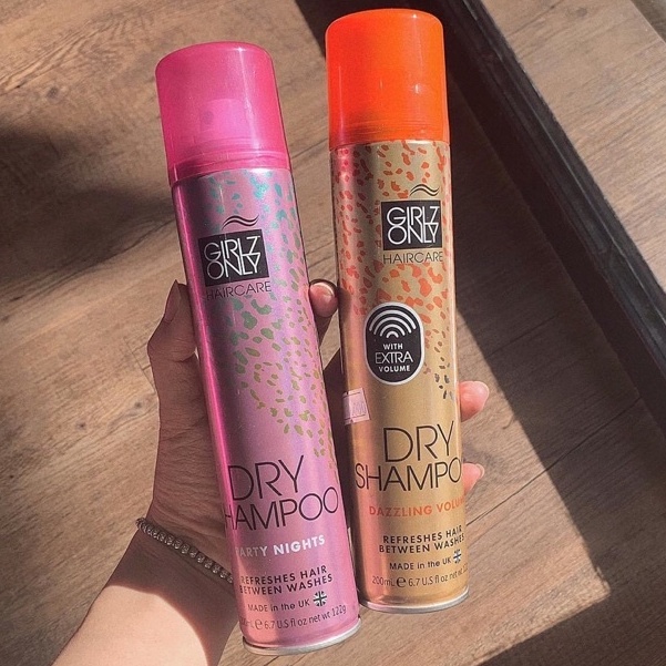 Dầu Gội Khô Girlz Only Dazzling Volume/ Party Night/ Dawn Til Dusk/ No Residue Nude/ De Frizz/ For Blondes 200ml