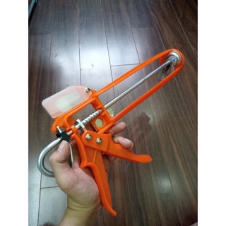 Súng bơm keo silicone nhập khẩu hàn quốc