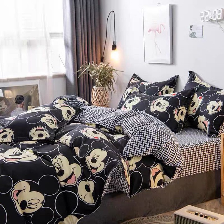 Bộ vỏ chăn ga gối chất cotton poly họa tiết mickey đen