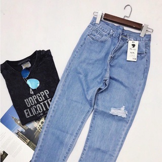 Quần jean baggy rách gối